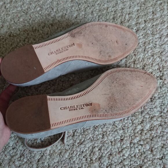 Charleston Shoe Co Suede Ballet ankle closure Flat in gray Size 8 - Picture 12 of 12